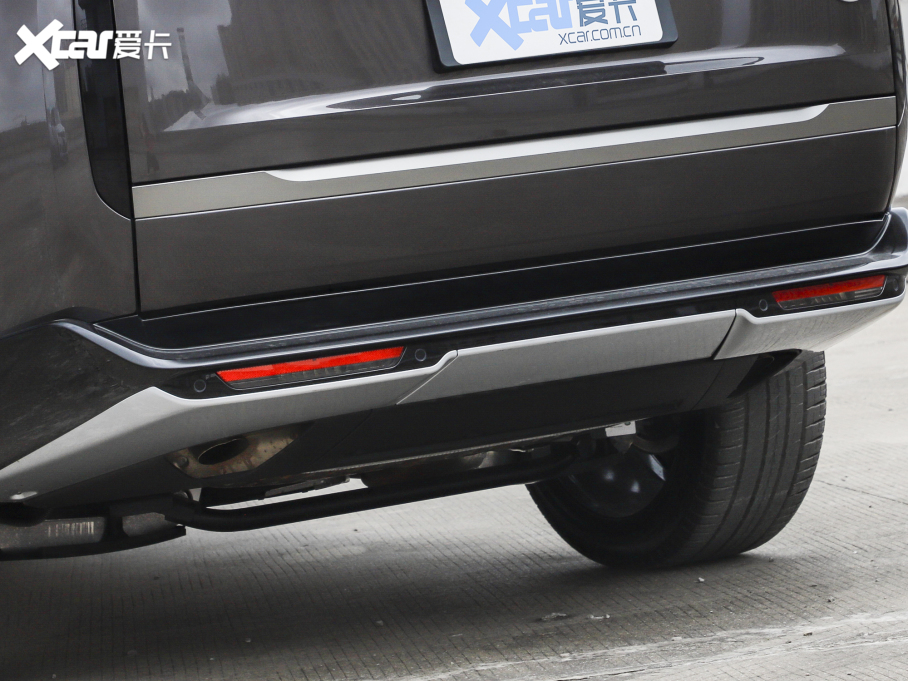 2023 3.0 L6 400PS ʢL(zhng)