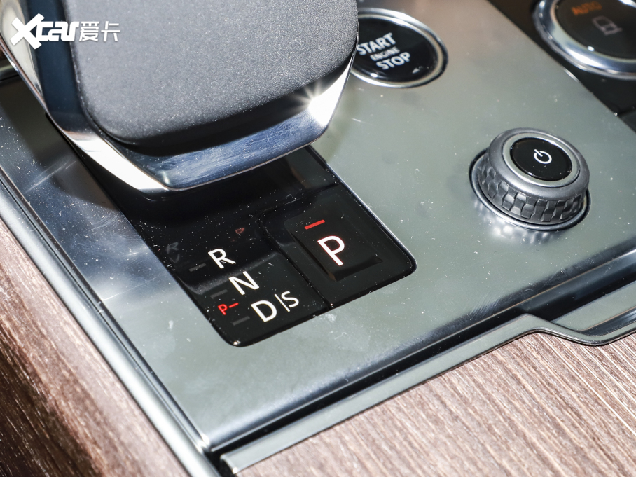 2023 3.0 L6 400PS ䷶L