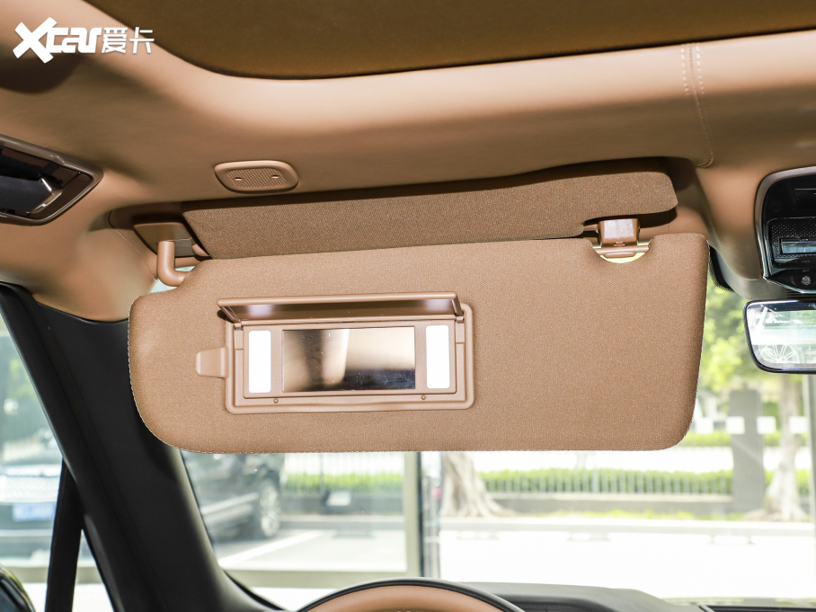 2023 3.0 L6 400PS ䷶L