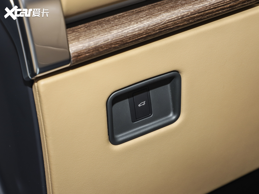 2023 3.0 L6 400PS ䷶L(zhng)