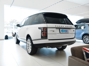 2022款3.0 L6 400PS 传世加长经典版 左后45度
