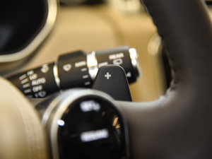 20223.0 L6 400PS L п؅^