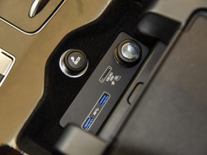 20223.0 L6 400PS L п؅^