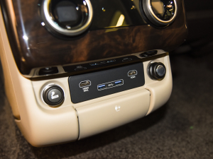 20223.0 L6 400PS L п؅^