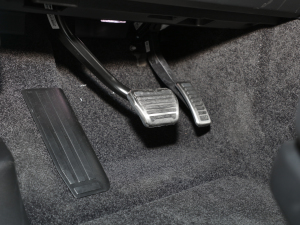 20223.0 L6 360PS  п؅^