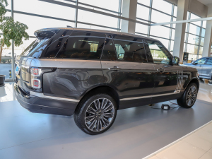 20225.0 SC V8 565PS SVAp儓L  w^