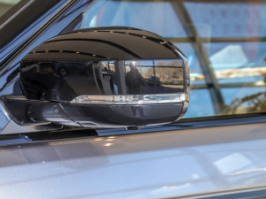 20225.0 SC V8 565PS SVAp儓L  ^