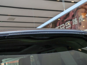 20225.0 SC V8 565PS SVAp儓L  ^