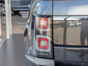 20225.0 SC V8 565PS SVAp儓L  ^