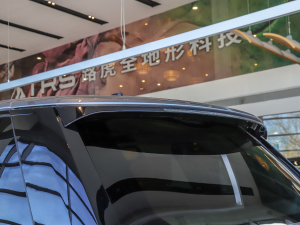 20225.0 SC V8 565PS SVAp儓L  ^