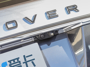 20225.0 SC V8 565PS SVAp儓L  ^