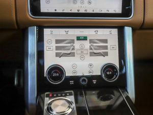 20225.0 SC V8 565PS SVAp儓L  {{