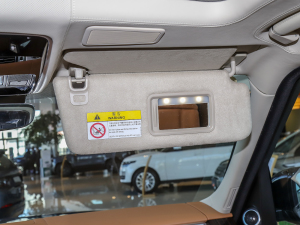 20225.0 SC V8 565PS SVAp儓L  ꖰ壨ң