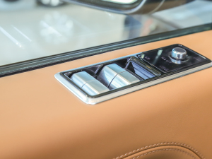 20225.0 SC V8 565PS SVAp儓L  п؅^