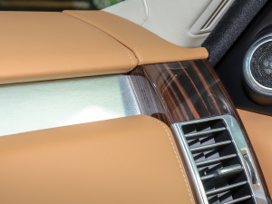 20225.0 SC V8 565PS SVAp儓L  п؅^