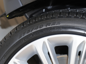 20223.0 L6 400PS 焓L ݆̥ߴ