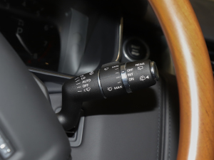 20223.0 L6 400PS 焓L п؅^