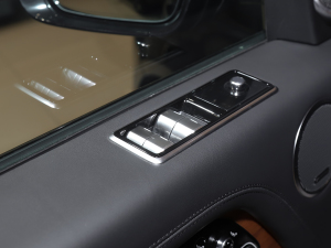 20223.0 L6 400PS 焓L п؅^