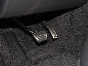 20223.0 L6 400PS 焓L п؅^