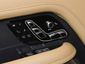 20225.0 SC V8 565PS SVApذ g