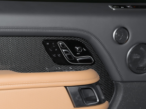 20225.0 SC V8 565PS SVAҫӵذ g