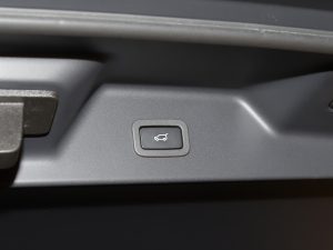 20225.0 SC V8 565PS SVAҫӵذ g