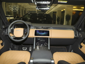 2022款5.0 SC V8 565PS SVA耀动典藏版 内饰全景