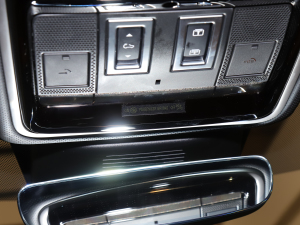 20225.0 SC V8 565PS SVAҫӵذ п؅^