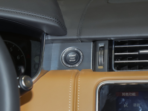 20225.0 SC V8 565PS SVAҫӵذ п؅^