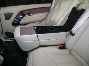 20234.4 V8 530PS װl g