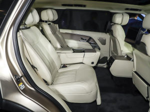 20234.4 V8 530PS װl g