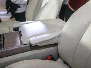 20234.4 V8 530PS װl g