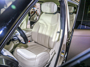 20234.4 V8 530PS װl g