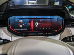 20234.4 V8 530PS װl п؅^