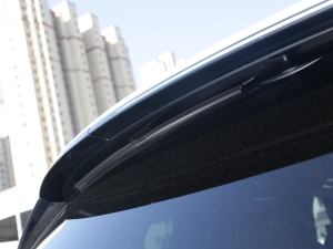 20233.0 L6 400PS ʢL ^