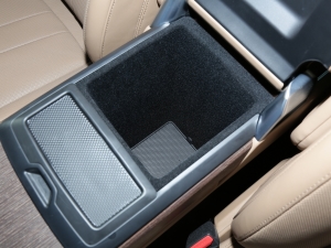 20233.0 L6 400PS ʢL g