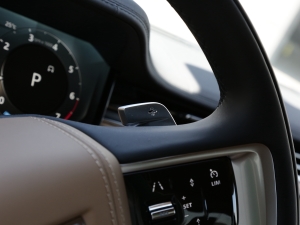 20233.0 L6 400PS ʢL п؅^