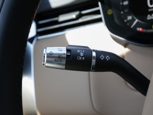 20233.0 L6 400PS ʢL п؅^