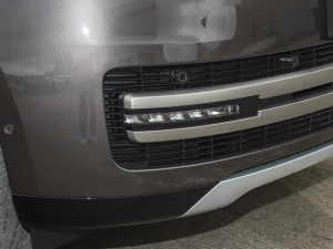 20233.0 L6 400PS ʢL ^