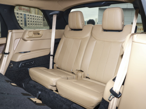 20233.0 L6 400PS ʢL g