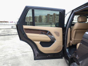 2023款3.0 L6 400PS 盛世七座加长版 左后车门