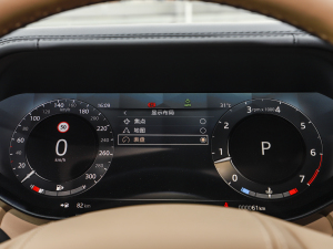 20233.0 L6 400PS ʢL п؅^