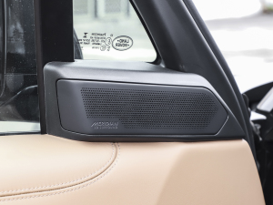 20233.0 L6 400PS ʢL п؅^