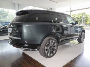 20233.0 L6 400PS ䷶L w^