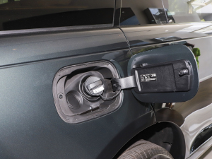 20233.0 L6 400PS ䷶L w