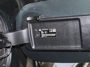 20233.0 L6 400PS ䷶L ^