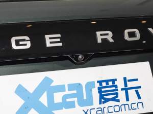 20233.0 L6 400PS ䷶L ^