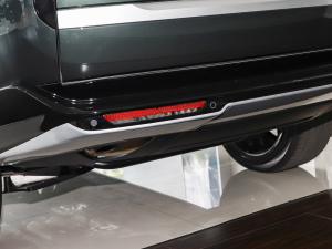 20233.0 L6 400PS ䷶L ^