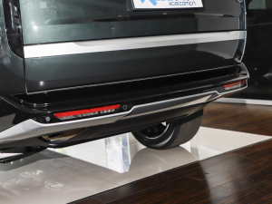 20233.0 L6 400PS ䷶L ^