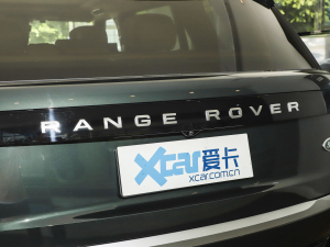 20233.0 L6 400PS ䷶L ^